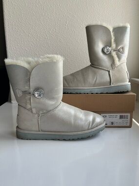 UGG Crystal Bailey Button “I Do!” Boot